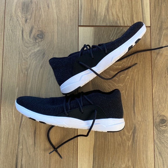 Vessi Sneakers - Picture 8 of 9